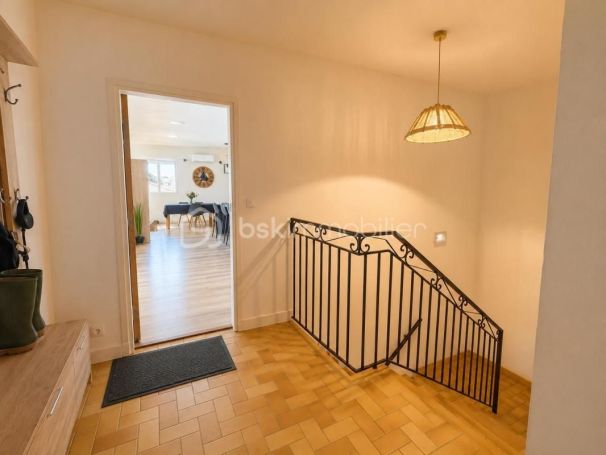 A louer APPARTEMENT DUPLEX T4 98 M2 TERRASSE  LESPIGNAN