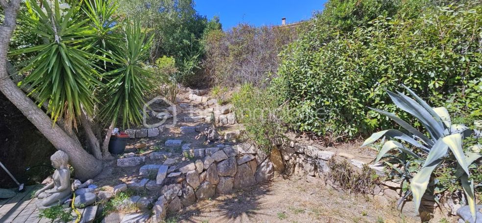 A louer APPARTEMENT T2 47 M2 TERRASSE BORD DE MER PROPRIANO