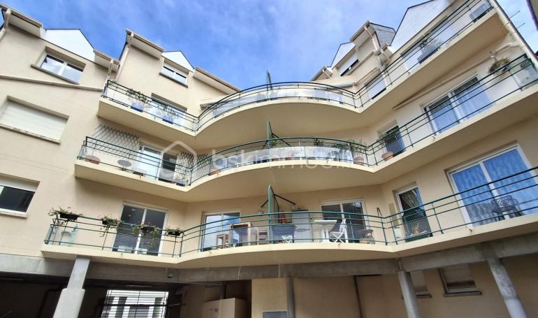 A louer APPARTEMENT DUPLEX DE PRESTIGE T6 120 M2 TERRASSE BORD DE MER DIEPPE