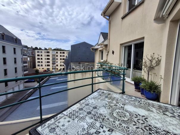A louer APPARTEMENT DUPLEX DE PRESTIGE T6 120 M2 TERRASSE BORD DE MER DIEPPE