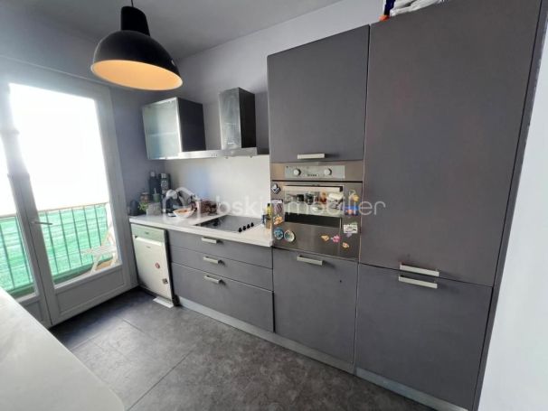 A louer APPARTEMENT T2 50 M2 BORD DE MER NICE