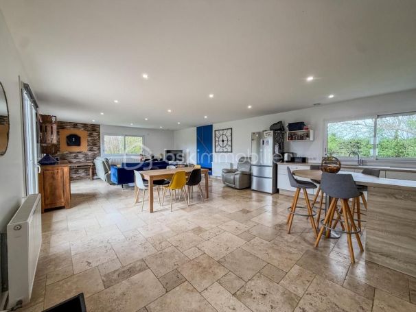 A louer MAISON  CONTEMPORAINE  PONT L EVEQUE