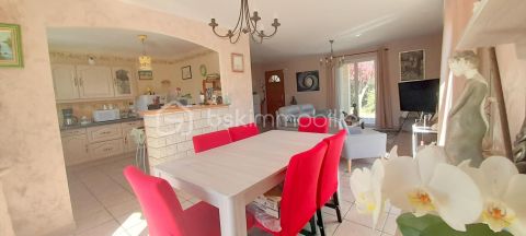 A vendre MAISON  4 PIECES 91 M2 BORD DE MER SAINT HIPPOLYTE