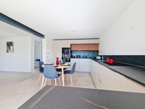 A louer MAISON  CONTEMPORAINE  LA FARE LES OLIVIERS