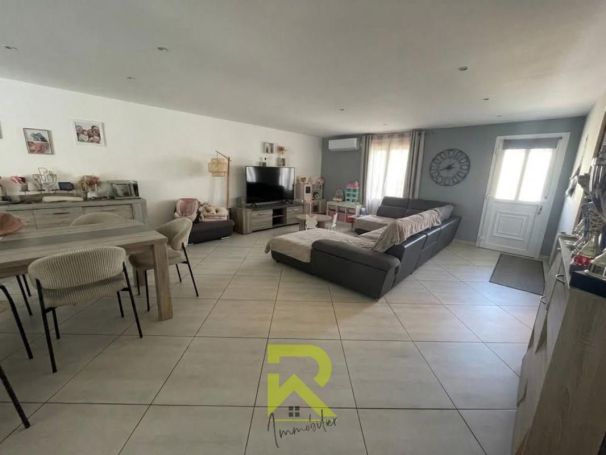 A louer MAISON  4 PIECES 86 M2  POMEROLS