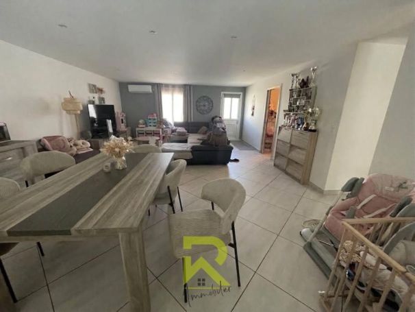 A louer MAISON  4 PIECES 86 M2  POMEROLS