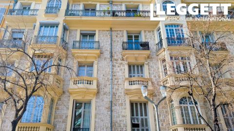 A louer APPARTEMENT DE PRESTIGE T4 96 M2 BORD DE MER NICE