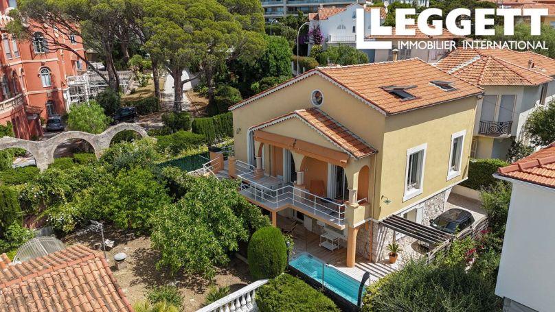 A louer MAISON  CONTEMPORAINE VUE MER NICE
