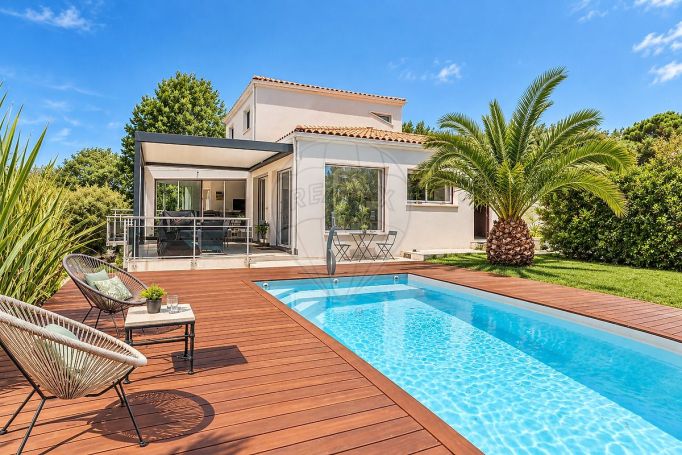 A louer MAISON  D'ARCHITECTE BORD DE MER LES MATHES