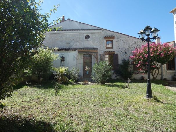 A vendre GîTE  BUSSAC SUR CHARENTE