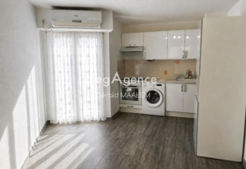A louer APPARTEMENT T2 39 M2 TERRASSE VUE MER CAVALAIRE SUR MER