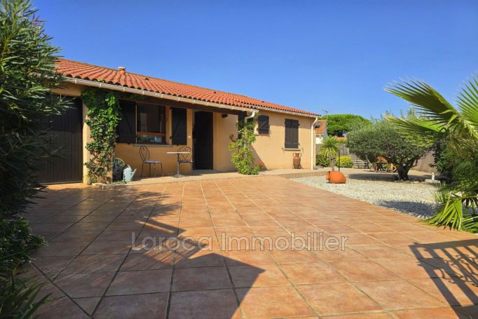 A louer MAISON  4 PIECES 94 M2  SAINT GENIS DES FONTAINES Village