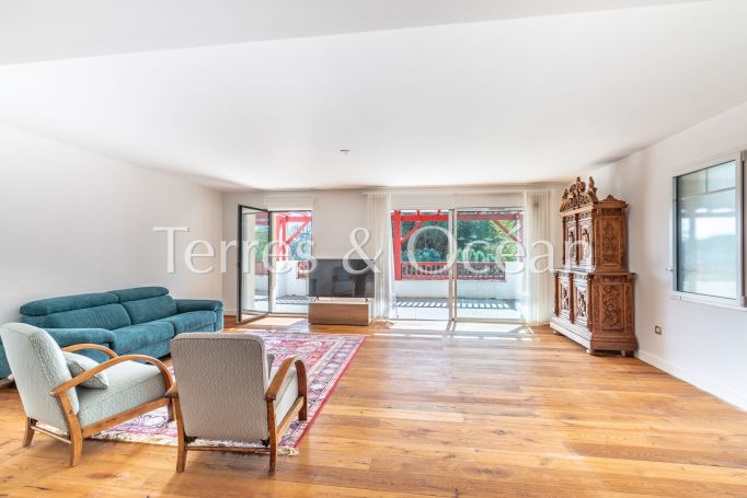 A louer APPARTEMENT DE PRESTIGE T3 118 M2 TERRASSE  SOORTS HOSSEGOR centre-ville, plages, golf