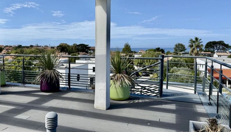 A louer APPARTEMENT T3 66 M2 TERRASSE PLAGE à PIED ANGLET