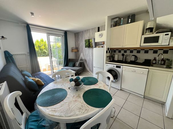 A vendre MAISON  2 PIECES 33 M2 BORD DE MER TALMONT SAINT HILAIRE