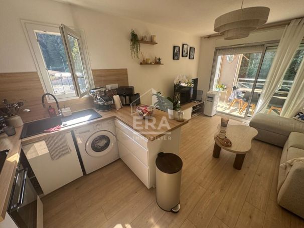 A louer APPARTEMENT T2 35 M2 BORD DE MER CAGNES SUR MER