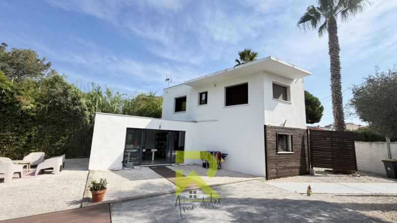A louer MAISON  CONTEMPORAINE BORD DE MER AGDE