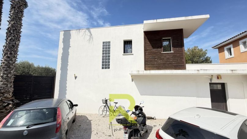 A louer MAISON  CONTEMPORAINE BORD DE MER AGDE