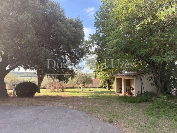 A louer MAISON  6 PIECES 156 M2  SANILHAC SAGRIES