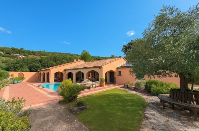 A louer MAISON  5 PIECES 186 M2  SAINT CHINIAN