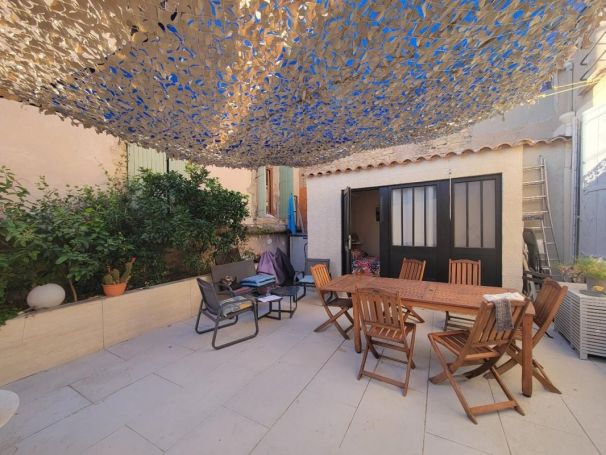 A louer APPARTEMENT T3 76 M2 TERRASSE PEZENAS