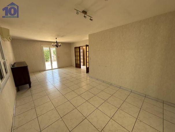 A louer MAISON  4 PIECES 84 M2 BORD DE MER SERIGNAN