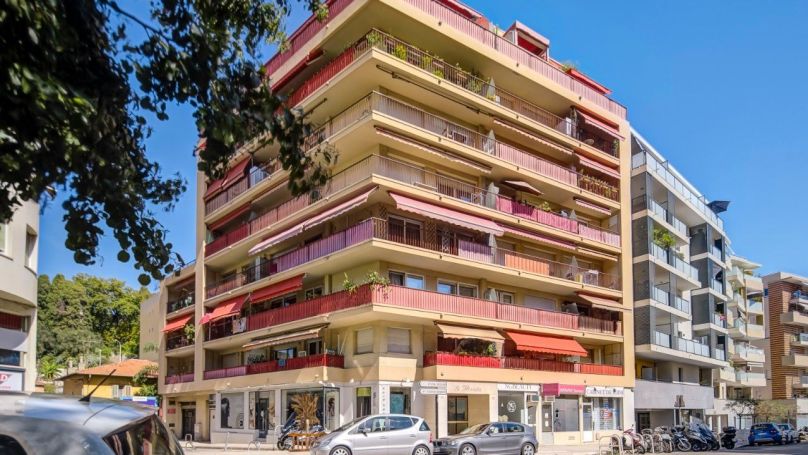 A louer APPARTEMENT T2 35 M2 TERRASSE BORD DE MER NICE