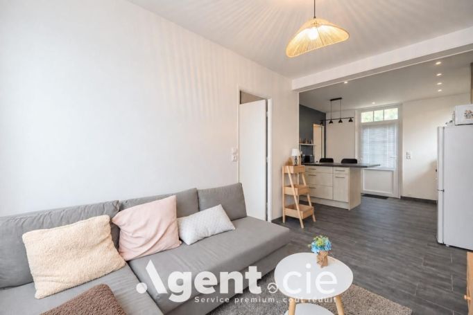 A louer APPARTEMENT T2 31 M2  SAINT MARTIN DE FONTENAY