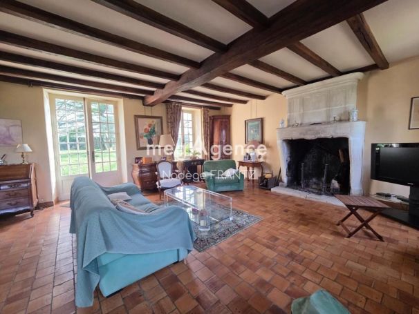 A vendre GîTE  ESSOUVERT