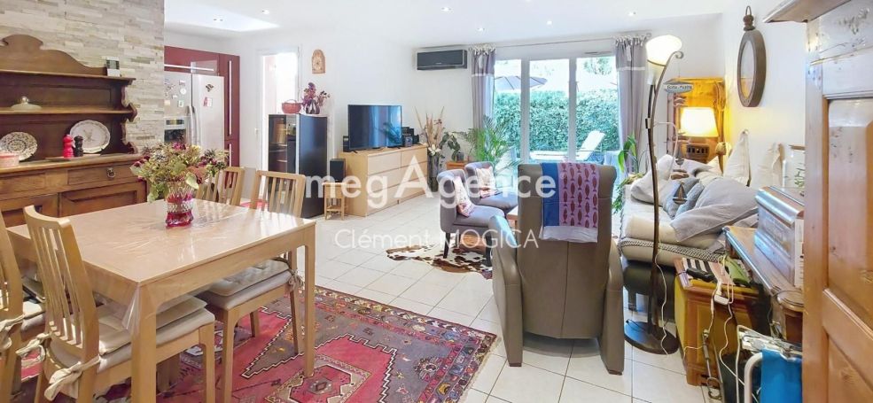 A louer APPARTEMENT T3 71 M2 BORD DE MER SAINTE MAXIME