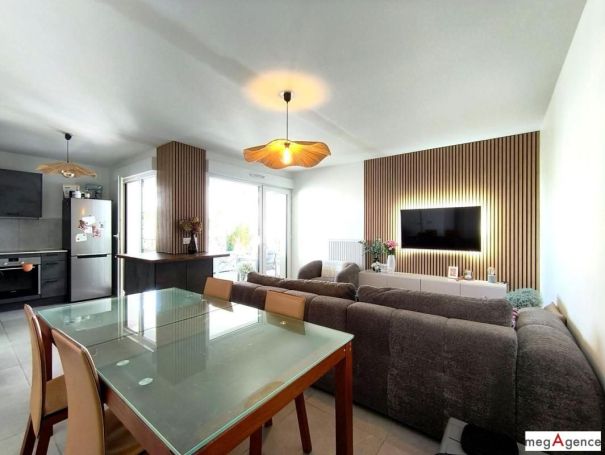 A louer APPARTEMENT T3 64 M2  FLOIRAC