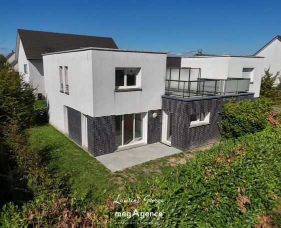 A louer MAISON  CONTEMPORAINE  SAINT AUBIN CELLOVILLE