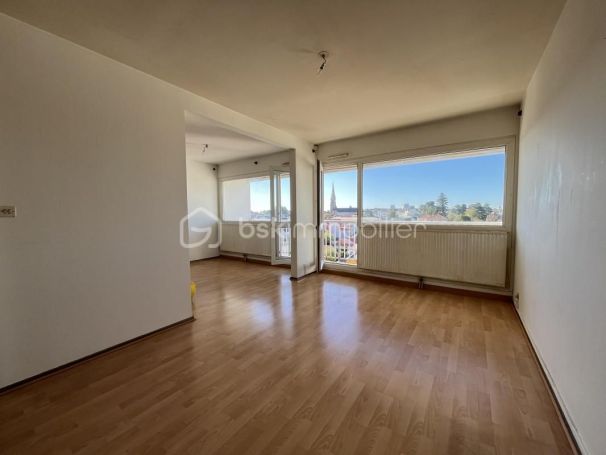 A louer APPARTEMENT T3 68 M2  REZE