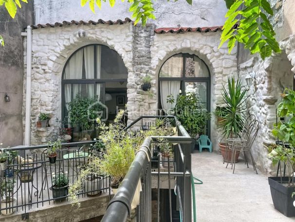 A louer MAISON  DE MAîTRE  GABIAN