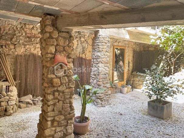 A louer MAISON  DE MAîTRE  GABIAN