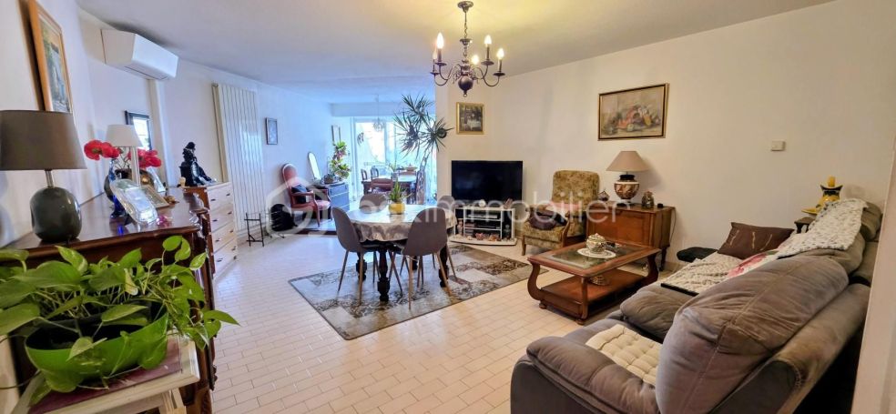 A louer APPARTEMENT T3 68 M2 TERRASSE BORD DE MER MAUGUIO