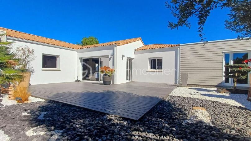 A louer MAISON  D'ARCHITECTE BORD DE MER LES SABLES D OLONNE