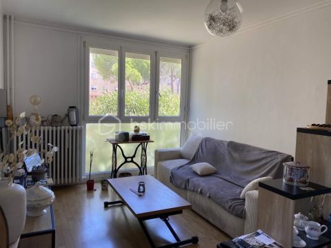 A louer APPARTEMENT T3 52 M2 BORD DE MER SETE