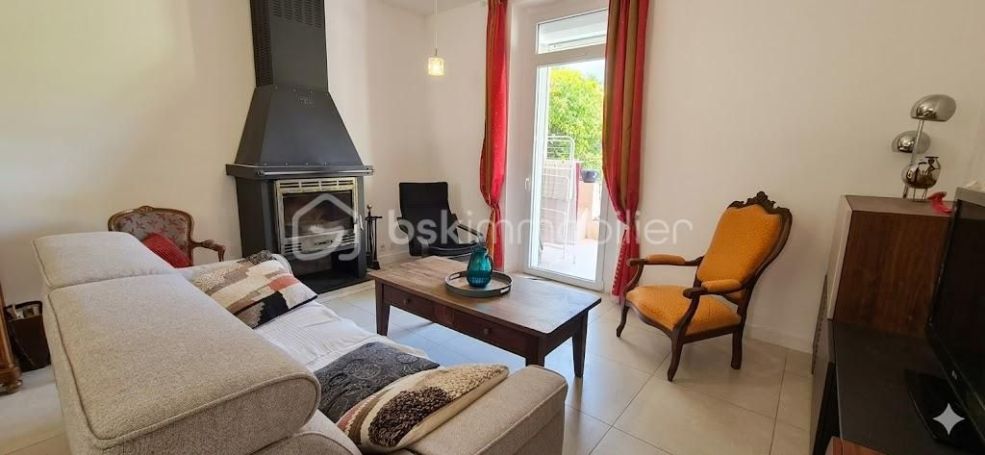 A louer MAISON  CONTEMPORAINE BORD DE MER TOULON
