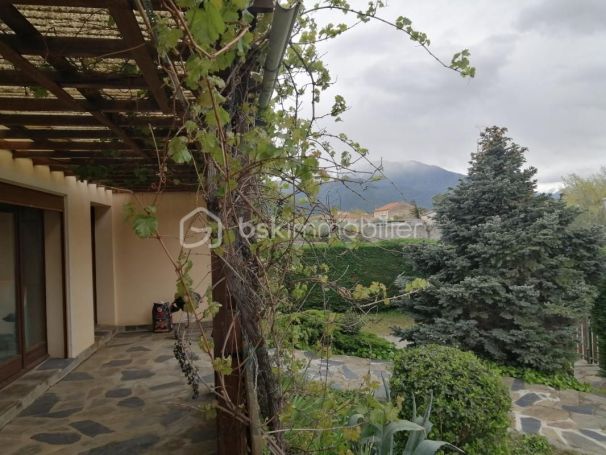 A louer MAISON  6 PIECES 120 M2  VINCA