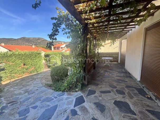 A louer MAISON  6 PIECES 120 M2  VINCA