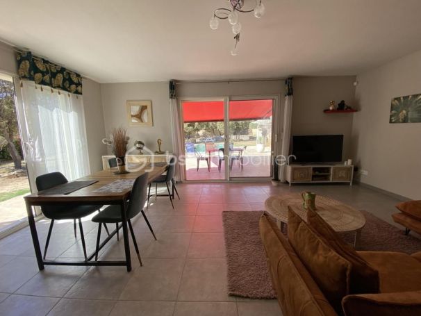 A louer MAISON  4 PIECES 94 M2  UZES