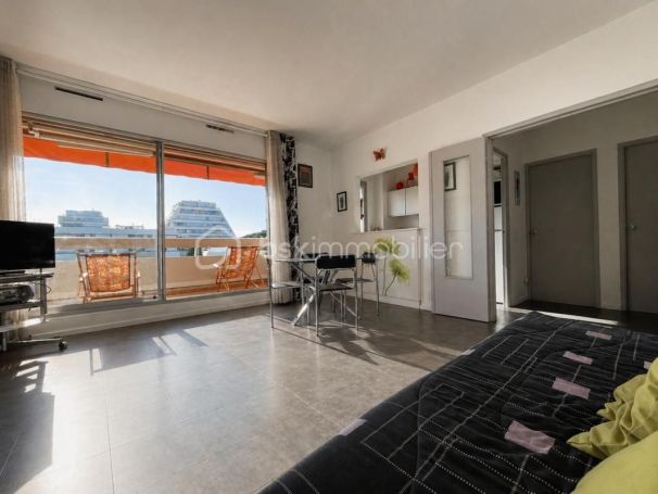 A louer APPARTEMENT T2 45 M2 TERRASSE BORD DE MER LA GRANDE MOTTE