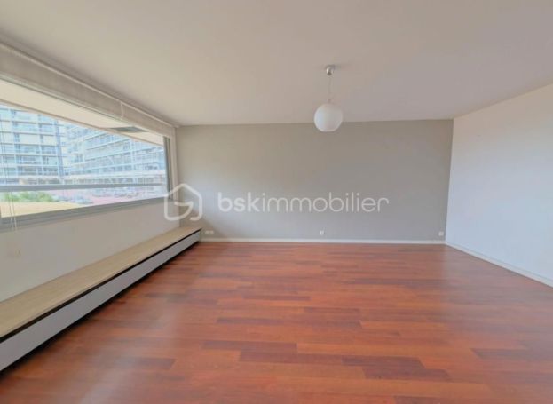 A louer APPARTEMENT T4 103 M2 PIEDS DANS L'EAU LE HAVRE
