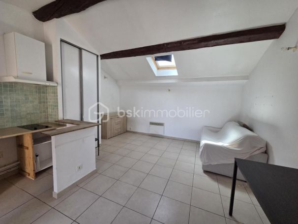 A louer STUDIO  25 M2 BORD DE MER SETE