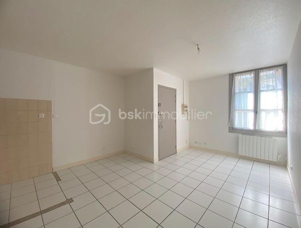 A louer APPARTEMENT T2 37 M2  BORDEAUX