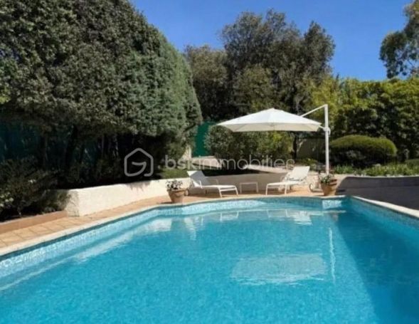 A louer MAISON  6 PIECES 182 M2  SAINT GELY DU FESC