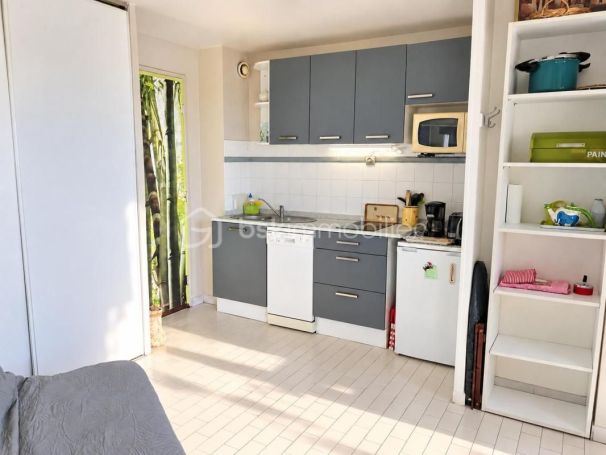 A louer STUDIO  15 M2 TERRASSE BORD DE MER LE BARCARES