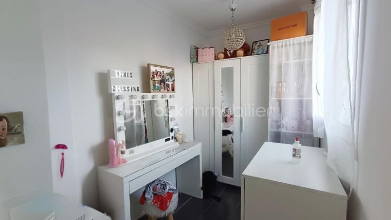 A louer APPARTEMENT T2 20 M2 TERRASSE BORD DE MER SANARY SUR MER