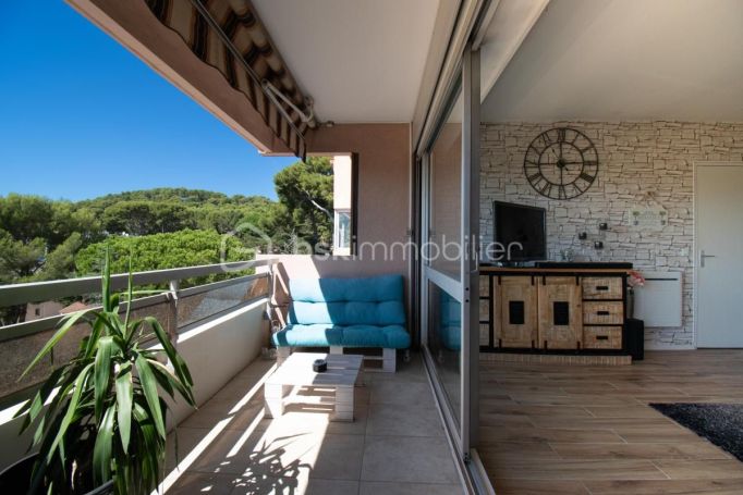 A louer APPARTEMENT T2 40 M2 TERRASSE VUE MER LA SEYNE SUR MER